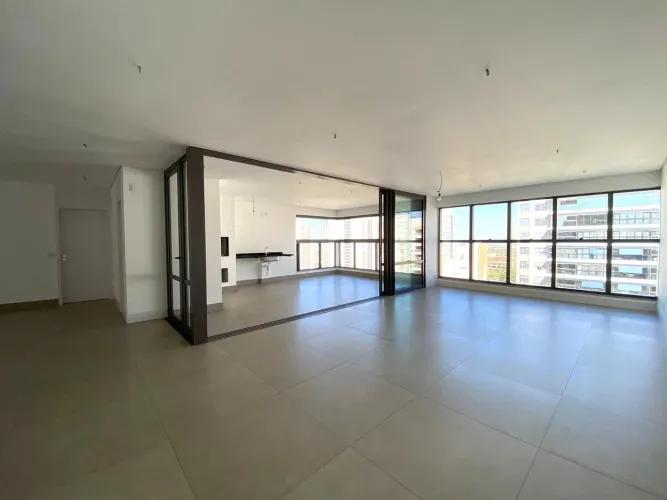 EPIC - R$ 2.400.000 - Apartamento à venda, 3 suítes e 3 vagas, 207 m², Analisa Permuta, Gl