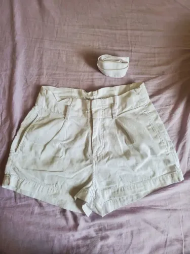 Short branco