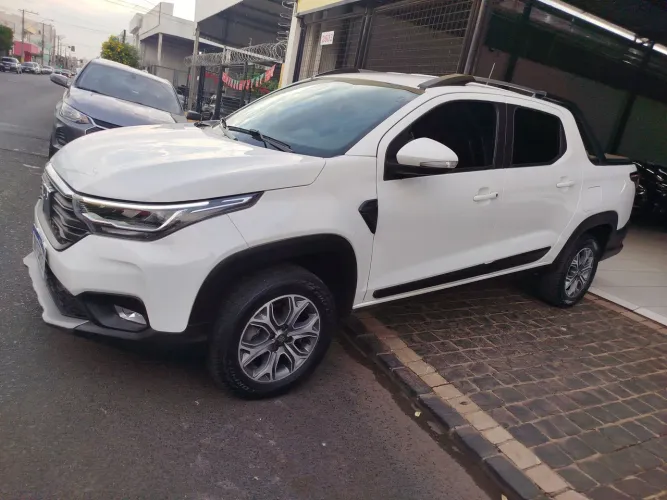 Fiat Strada Volcano 1.3 Flex 8V CD 2022