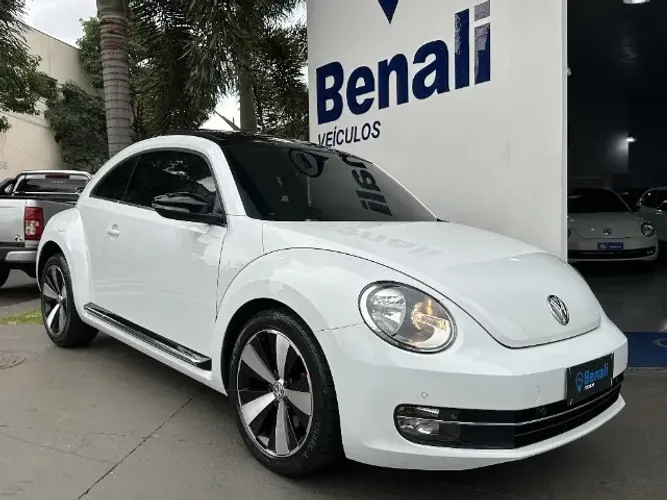 Benali - VW Fusca 2.0 TSI 14/14 16V Aut. Com Teto Solar completo Carro Extra 