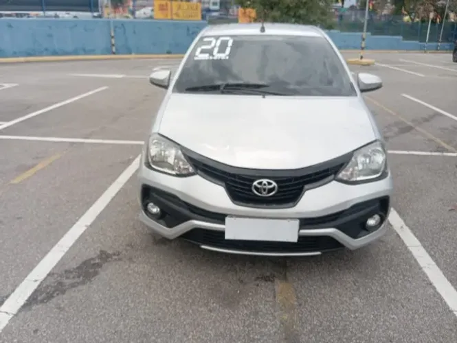 Toyota Etios X Plus Sedan 1.5 Flex 16V 4P Mec. 2020 .....