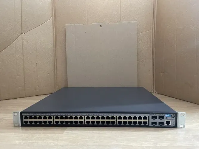 Switch HP 1920-48G-PoE+ (JG928A) 48 portas 10/100/1000 PoE+ RJ-45 Gerenciavel