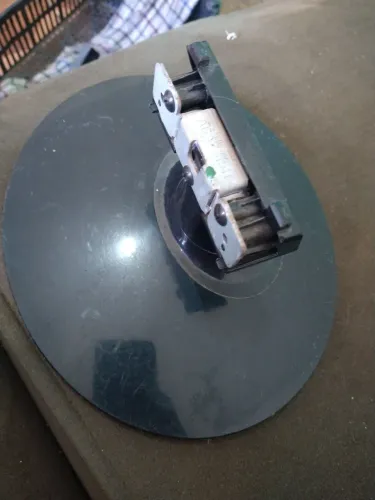 Pezinho para tv monitor código MGJ622080