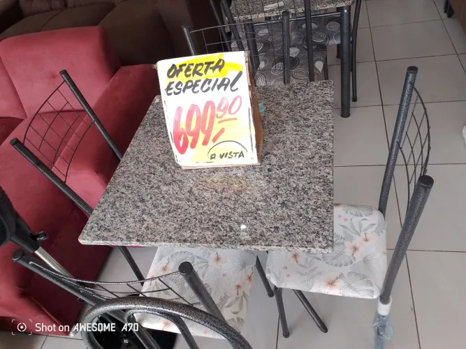 Mesa de jantar + ENTREGA E MONTAGEM GRÁTIS