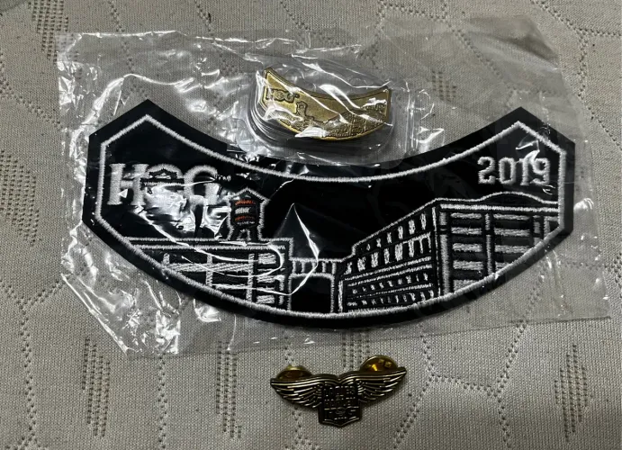 Coleção HOG (Harley Owners Group) 2019 - Patch, Pins e Medalha