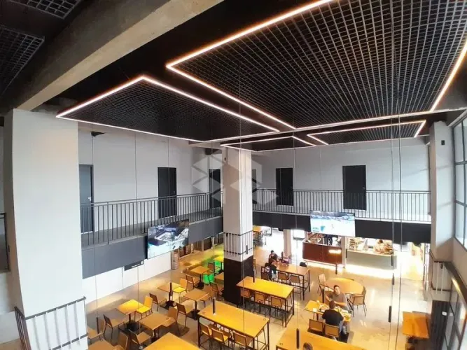 Sala comercial para alugar no bairro Santa Mônica em Florianópolis.