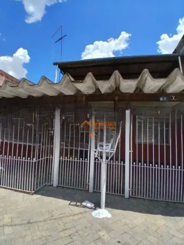 Casa com 3 dormitórios à venda, 250 m² por R$ 863.000,00 - Vila Barros - Guarulhos/SP