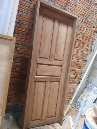Vendo essa porta, medição 210 por 80