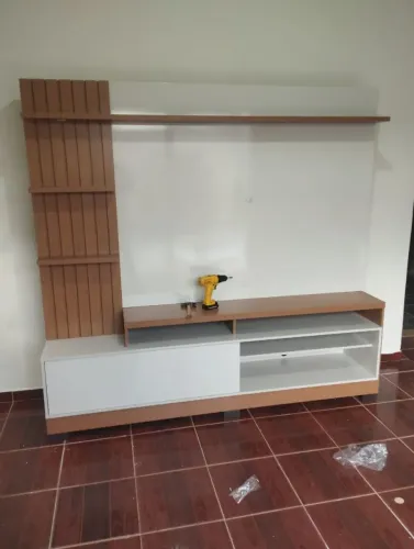Painel para TV Moderno e Elegante detalhes em ripado