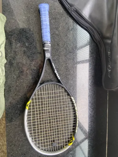 Raquete de tênis Wilson Hyper Pro Staff Carbon 7.6 98