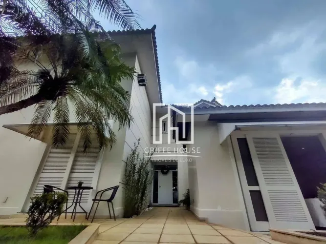 CASA DUPLEX 6 QUARTOS À VENDA EM UM DOS MAIS DESEJADOS CONDOMÍNIOS DO ITANHANGÁ COM PORTAR