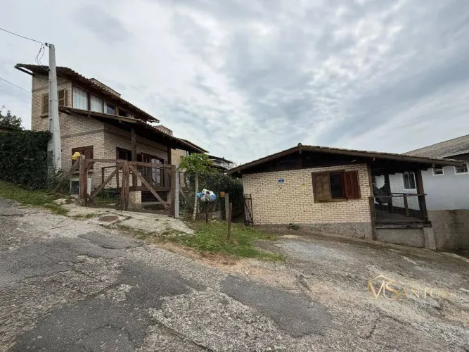 Pousada com 5 dormitórios à venda, 254 m² por R$ 1.190.000,00 - Santinho - Florianópolis/S