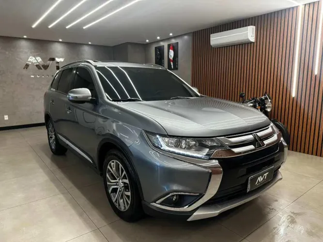 Mitsubishi Outlander 2.0 16V 160cv Aut. 2016