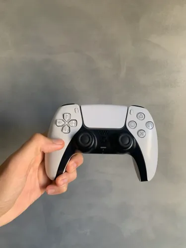 DualSense - Controle Playstation 5 Branco seminovo 