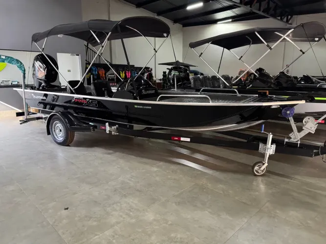 Lancha bass adventure fluvimar com 100 hp mercury