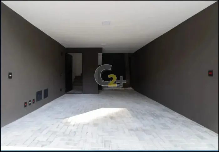 Casa de condomínio à venda na Vila Mariana com 3 quartos sendo 1 suite e 2 vagas