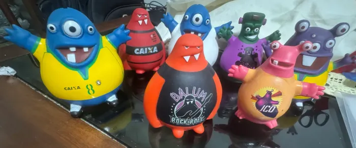 Lote bonecos poupançudos da Caixa