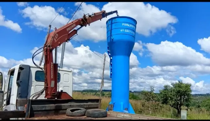 Caixa dágua tipo Taça em Fibra (Somos indústria - Brasilia/DF)