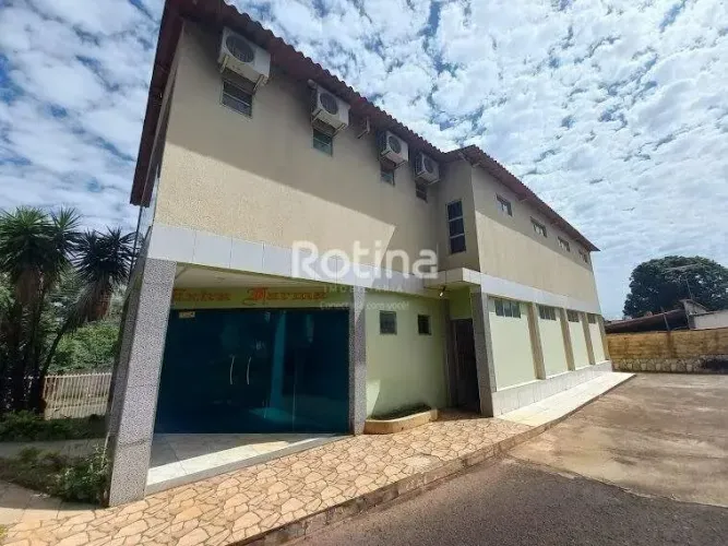 Prédio Inteiro para alugar, Chacaras Tubalina e Quartel - Uberlândia/MG - Rotina Imobiliár
