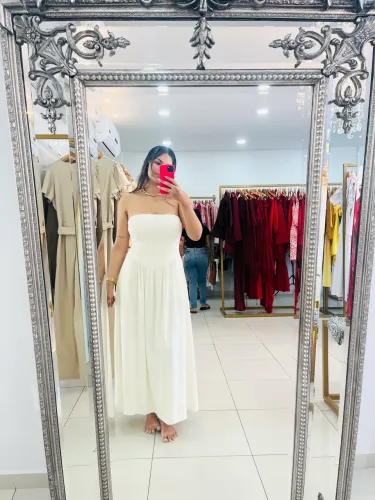 VESTIDO BRANCO LINDO