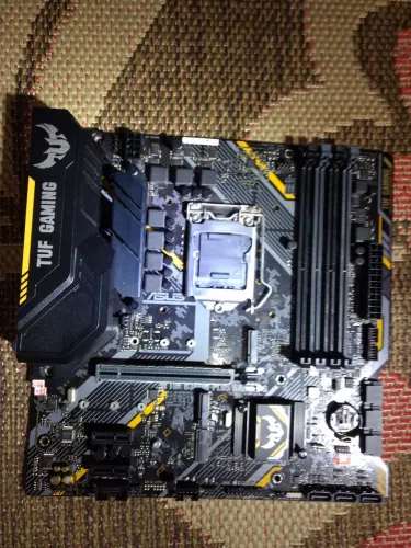 Asus TUF B360M-PLUS GAMING(para reparo)