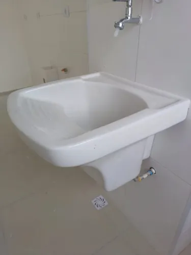 Tanque icasa branco