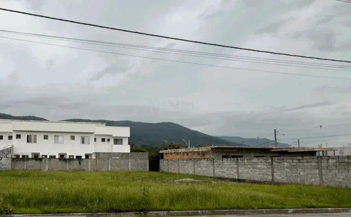 Terreno à Venda no Loteamento Bosque São José