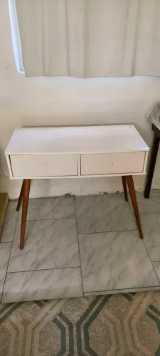 Aparador. Retirar nos Ingleses.