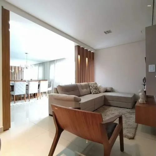 Sobrado à venda no Jardim Imperial 3 suítes, 126 m² Pronta para morar Buriti Shopping