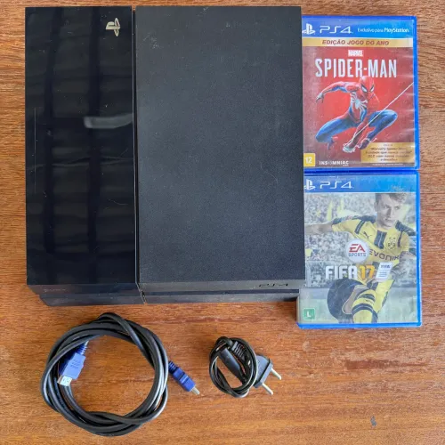 PlayStation 4 FAT para manutenção