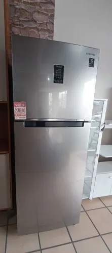 Geladeira Samsung 385 litros Frost Free 