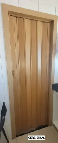 PORTAS SANFONADAS