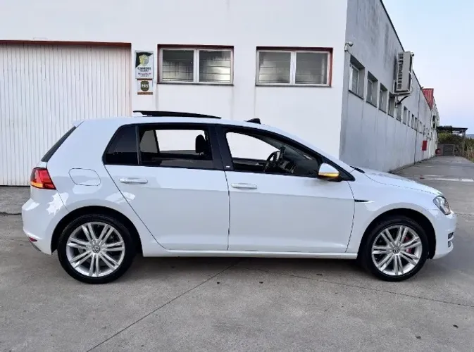 Volkswagen Golf Comfortline 1.0 TSI Total Flex Mec. 2017