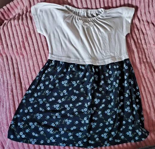 VESTIDO MENINA- TAMANHO 8.