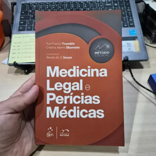 Coleção Método Essencial - Medicina Legal e Perícias Médicas - 1ª Edição 2022 Capa comum