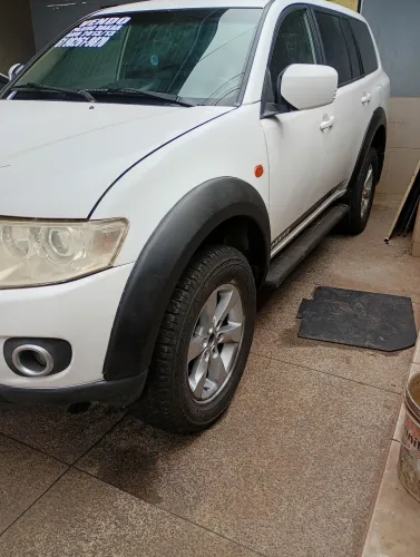Mitsubishi Pajero Dakar 3.2 4X4 T.i. Dies. 5P Mec. 2013