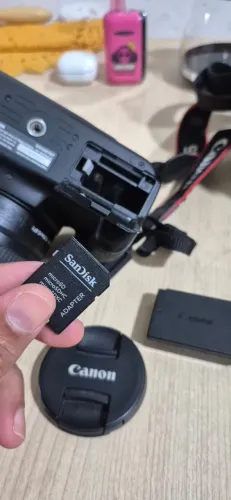 CAMERA CANON EOS REBEL T100