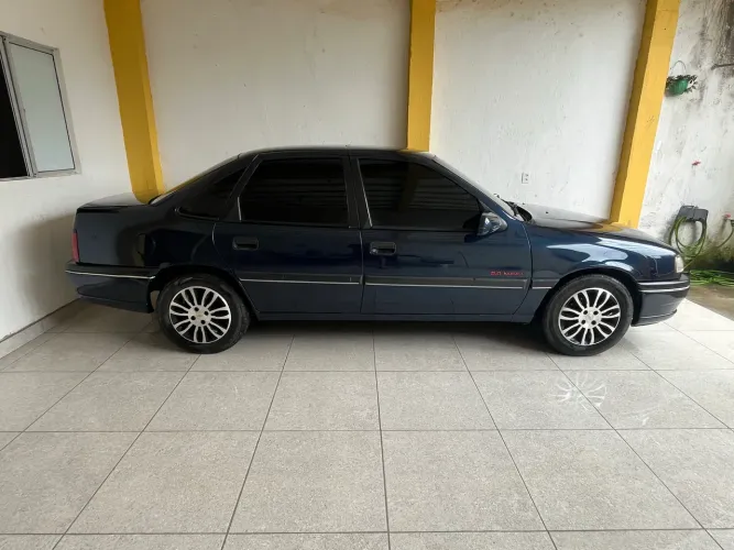 Chevrolet Vectra CD 2.0 (modelo Antigo) 1995