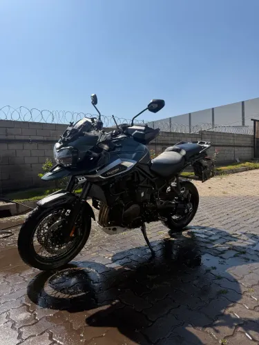 Tiger 1200 XCA