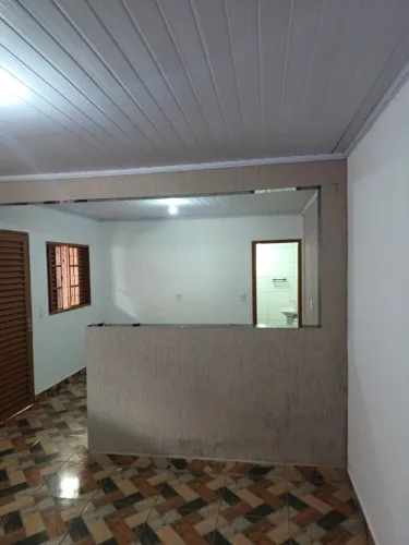Alugo Casa QNO 18