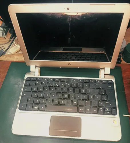 Mini PC HP - 4GB RAM - Windows 10 (Ideal p/ TV ou Monitor
