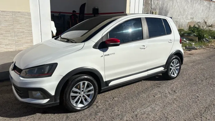 Volkswagen Fox Pepper 1.6 Flex 16V 5P 2017
