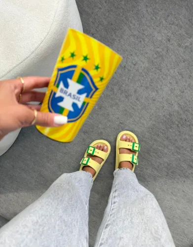 Chinelo Birken Brasil Core