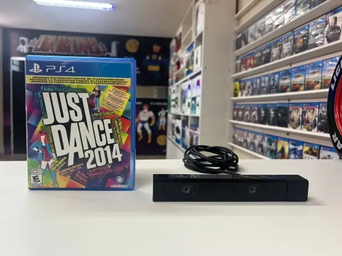 Camera ps4 + just dance - 180,00 no dinheiro ou cartao com as taxas da maquina ate 18x