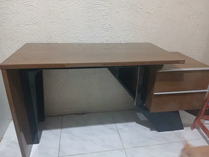 Mesa para escritório