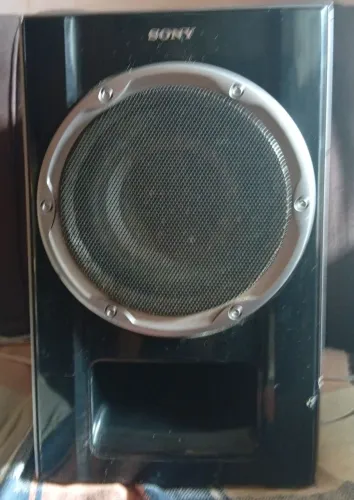 Caixa de som Sony com subwoofer
