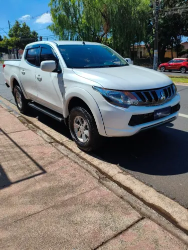 Mitsubishi L200 Triton Sport GLS 2.4 CD Diesel Aut. 2019