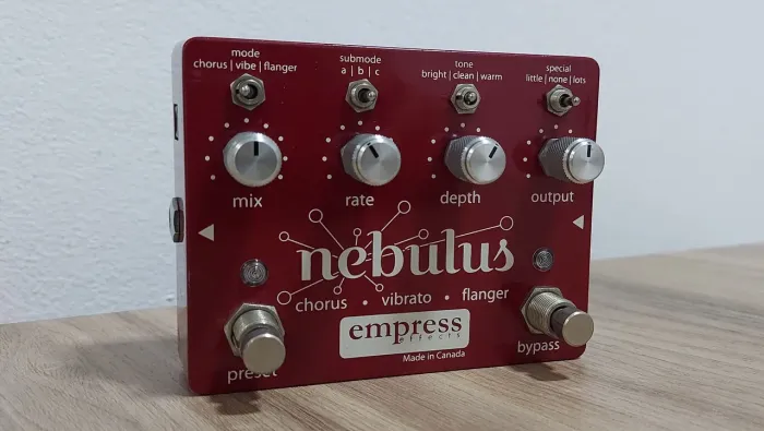Empress Effects Nebulus - Chorus /Vibrato /Flanger