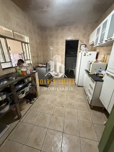 Casa com Barracão à venda no bairro Interlagos em Sete Lagoas