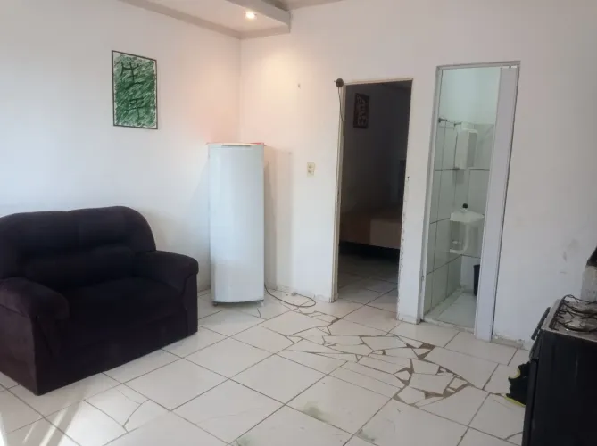 Kitnet mobiliada água luz e internet